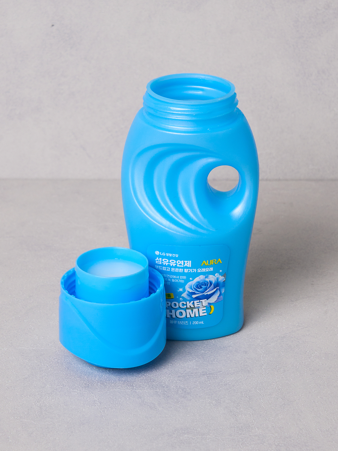 아우라 섬유유연제 200 ml 블루향