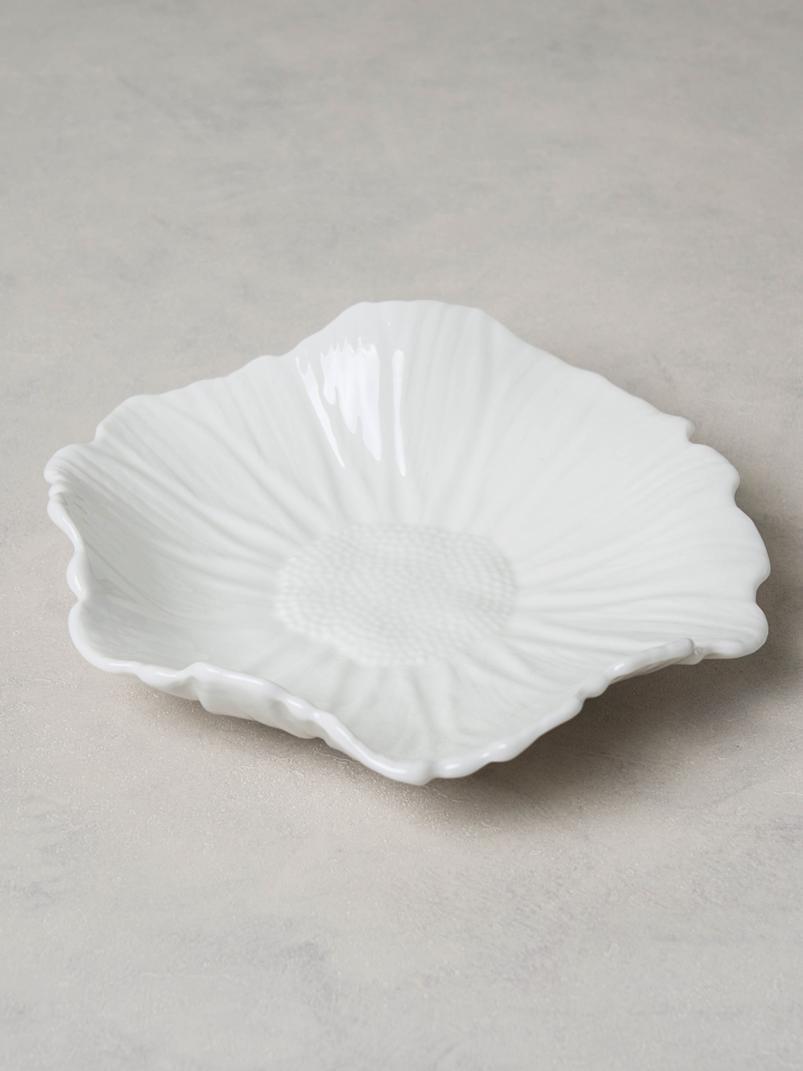 꽃잎 접시 20 cm