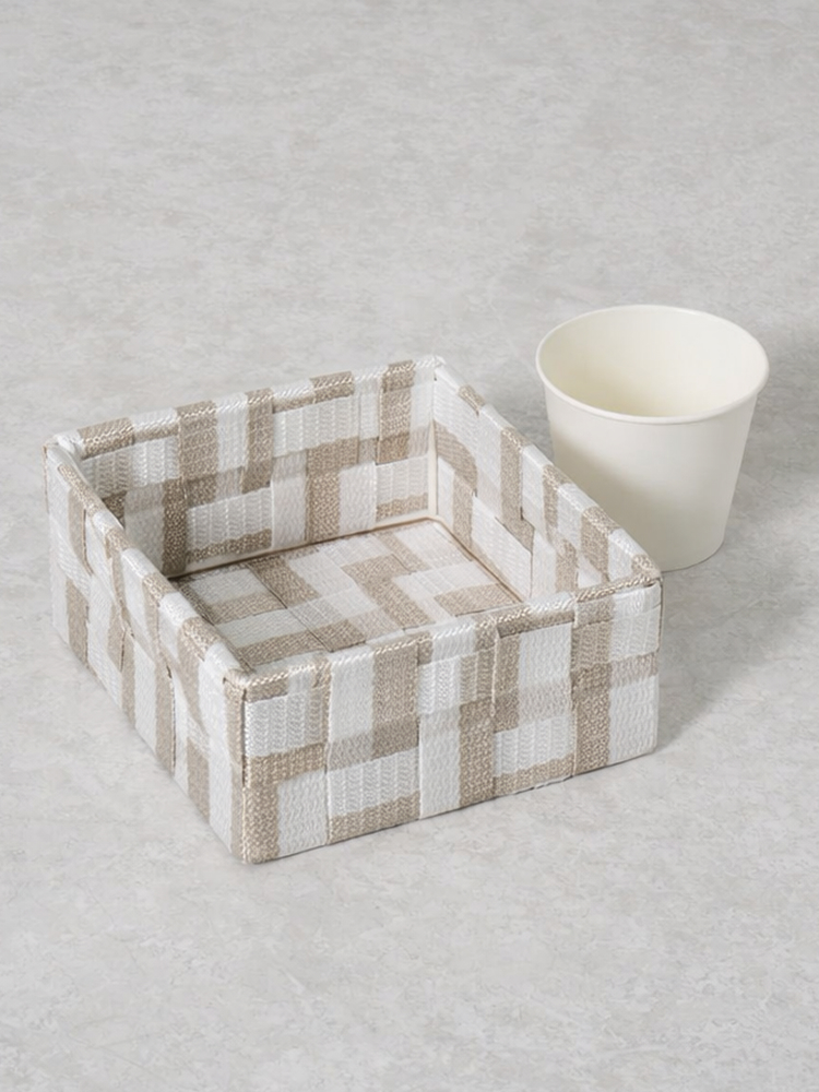 투톤 우븐 꼬임 정사각 바구니 13 X 13 X 6.5 cm