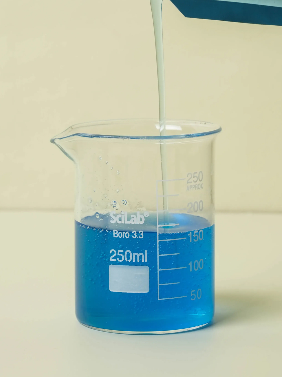 테디베어 세탁 세제 리필 타입 700 ml