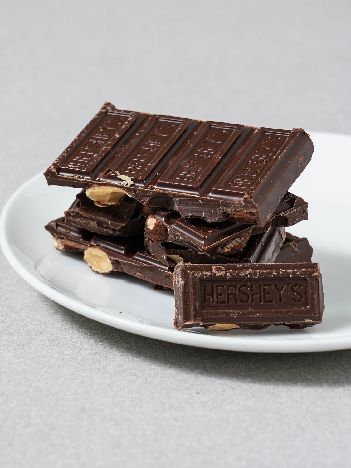 Шоколад Lotte Hershey's с миндалем 90 г
