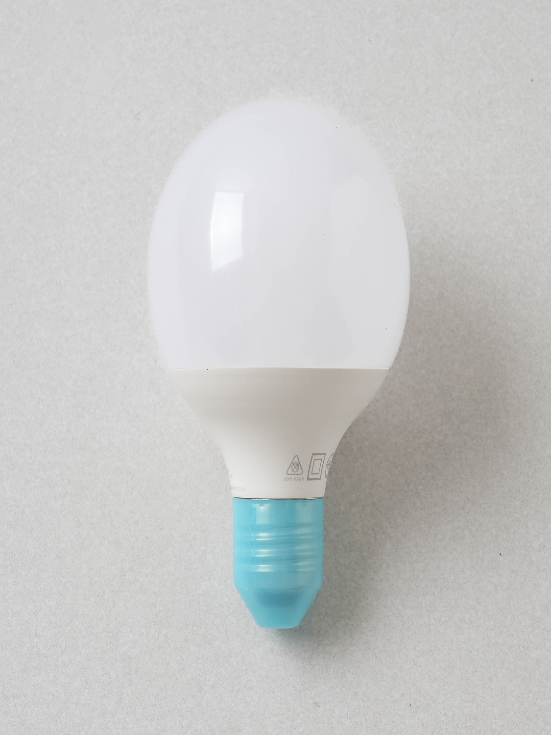 Светодиодная лампа OSRAM LED 10 Вт теплая
