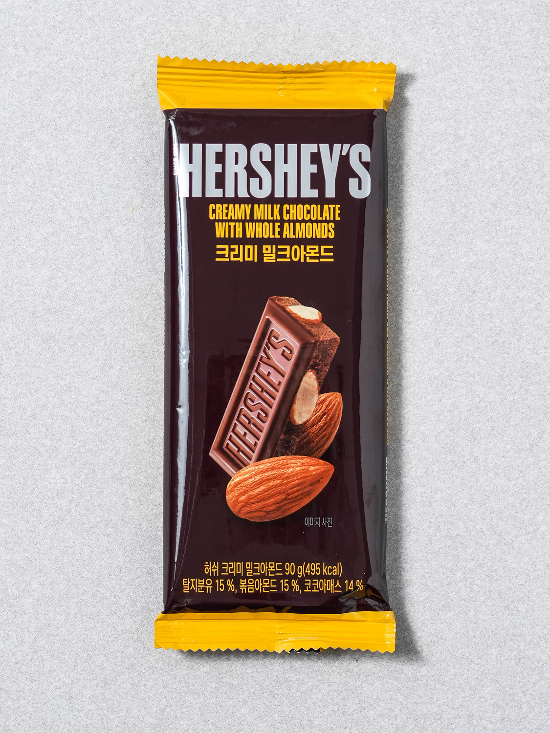 Шоколад Lotte Hershey's с миндалем 90 г