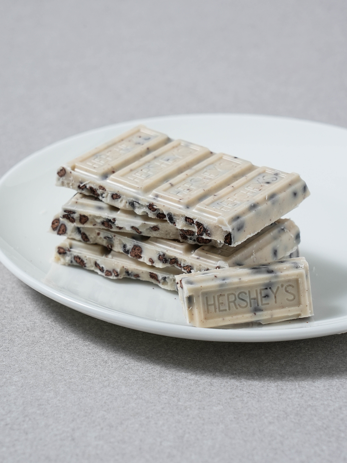 Шоколад Lotte Hershey's Cookies 'n' Creme 90 г
