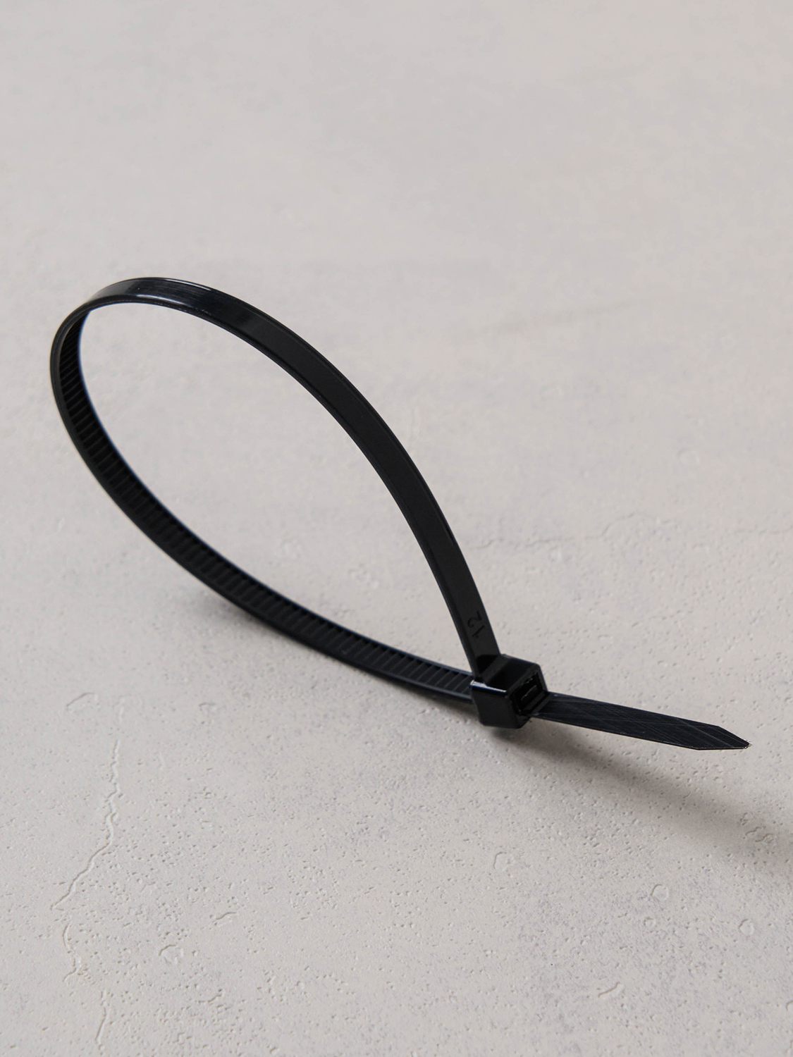 케이블 타이 4.8 mm X 20 cm 50개입 블랙