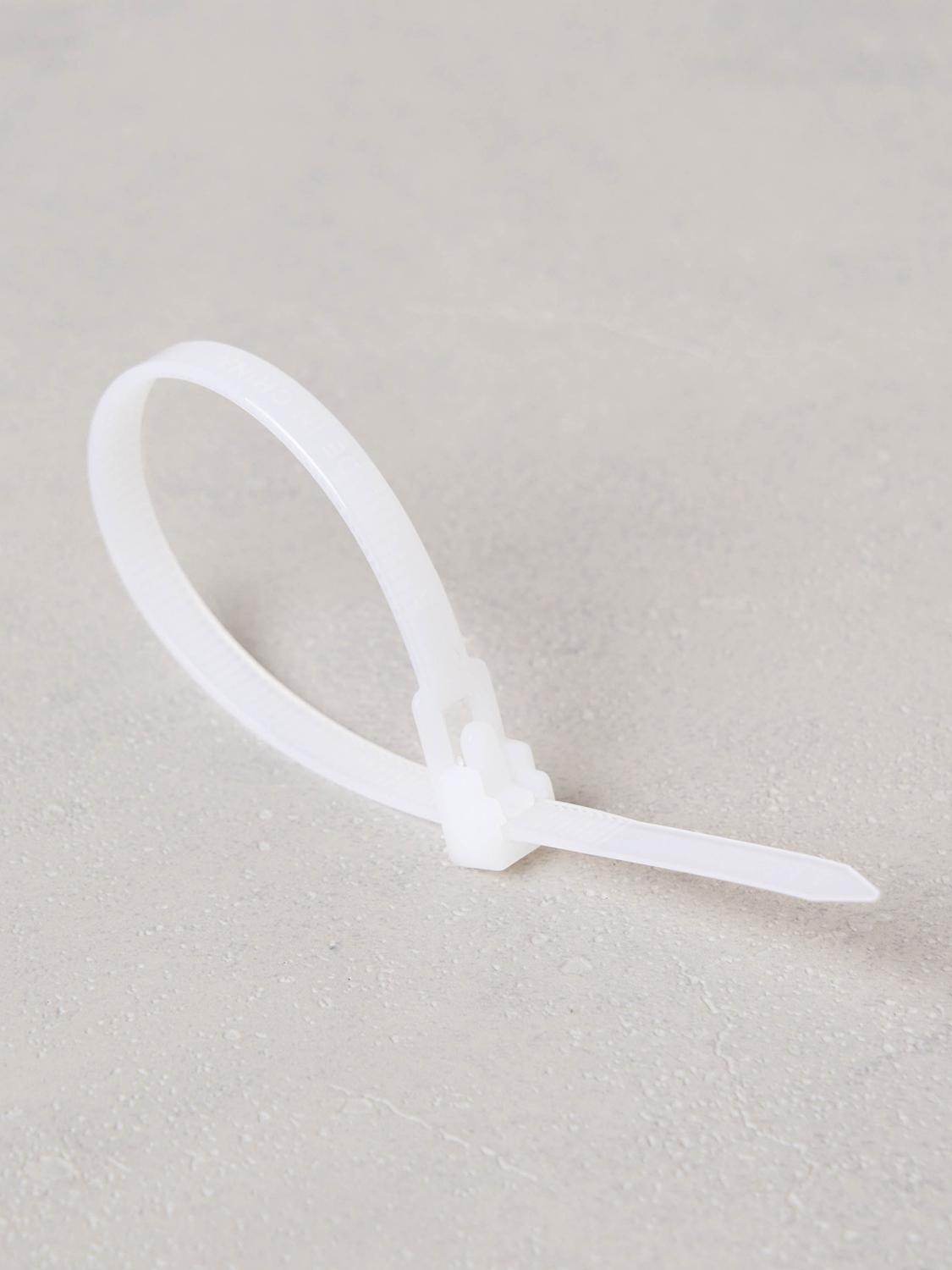 재사용 케이블 타이 4.8 mm X 15 cm 50개입 화이트