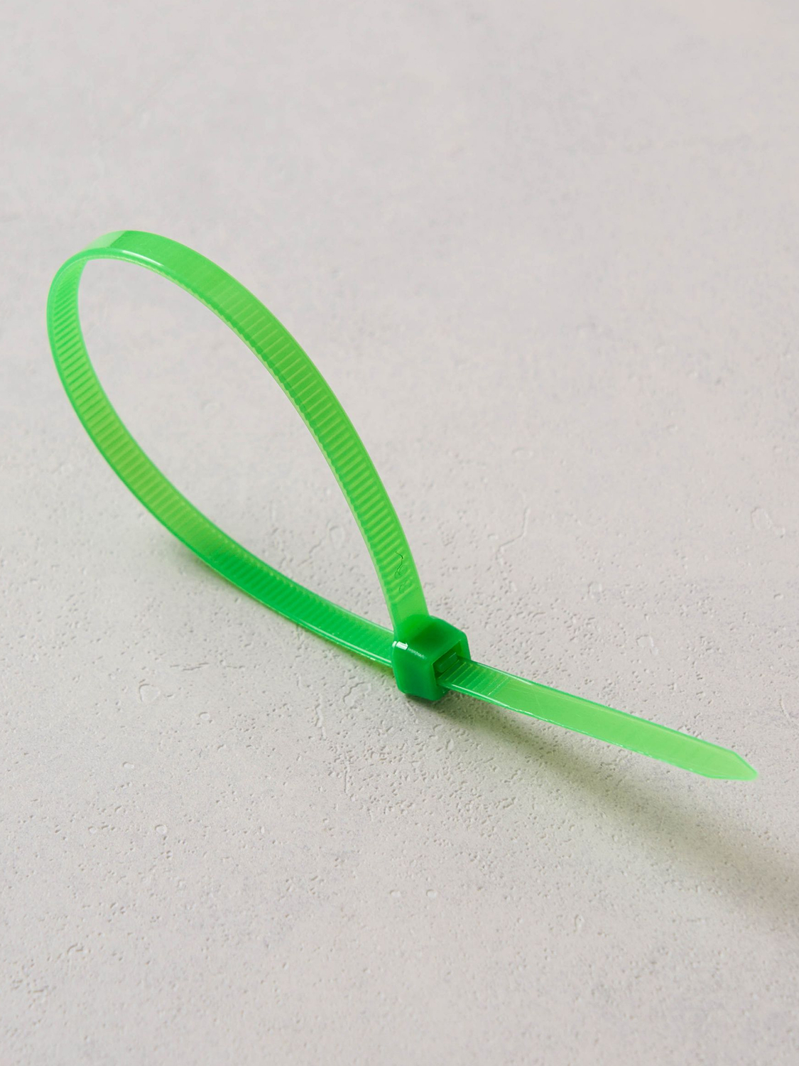 컬러 케이블 타이 4.8 mm X 20 cm 50개입 그린