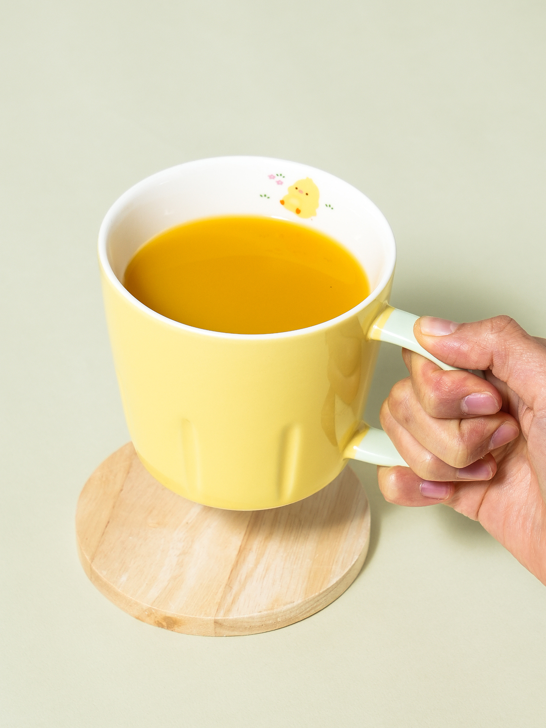 봄피크닉 병아리 투톤 머그 410 ml