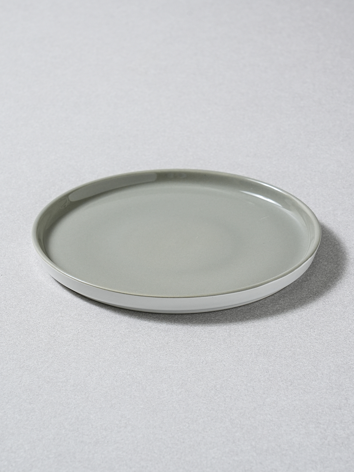 투톤 그레이 접시 20 cm