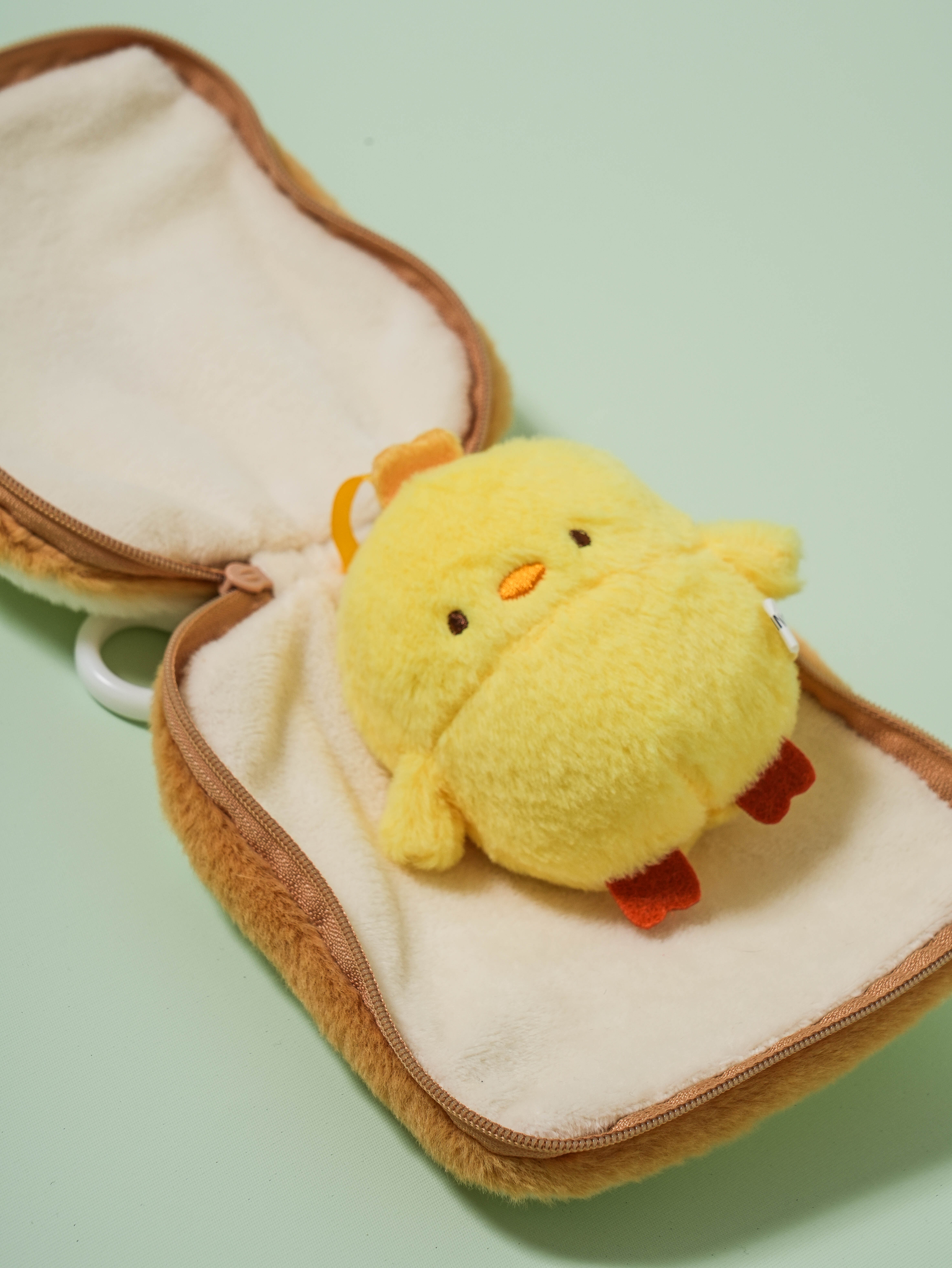 봄피크닉 식빵 반전 걸이 인형