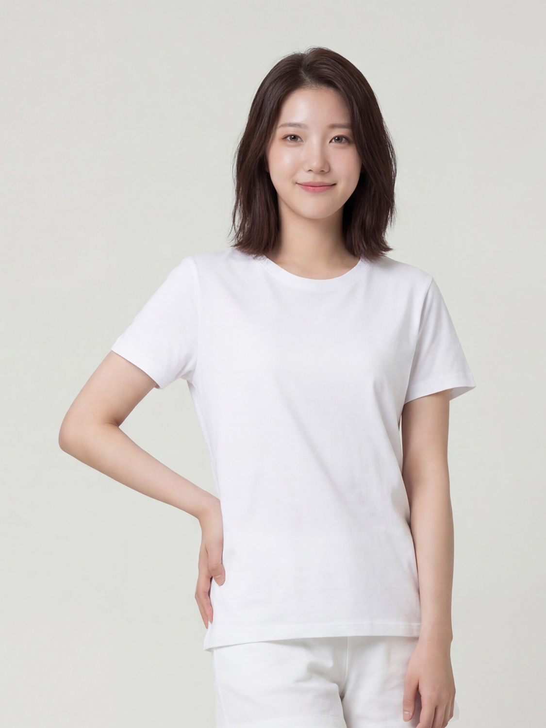 [여성] 베이직하우스 플러스+ 면20수 레귤러핏 라운드 반팔티 100 화이트