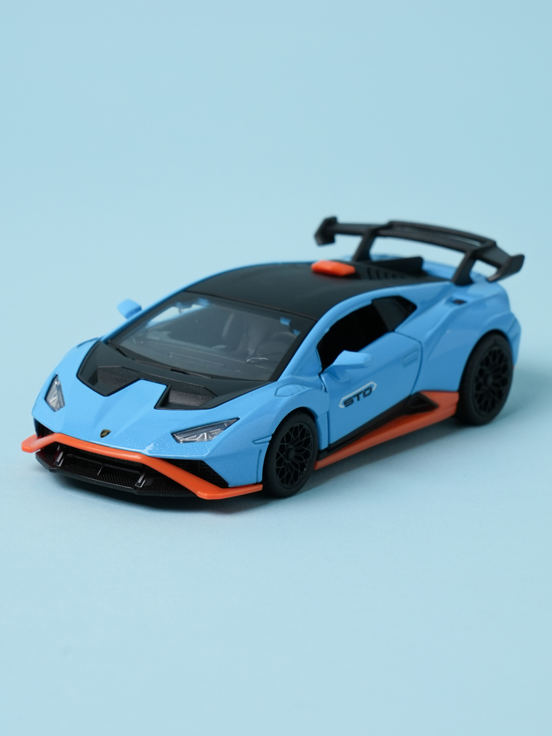 람보르기니 Huracan STO