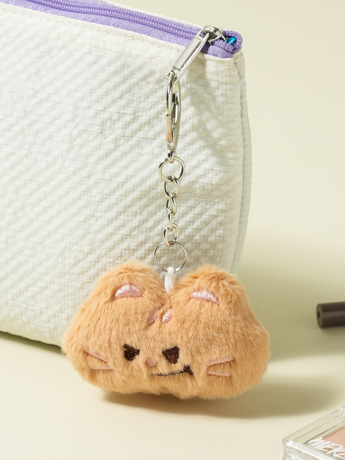 누르면 소리 나는 봉제 키링 고양이