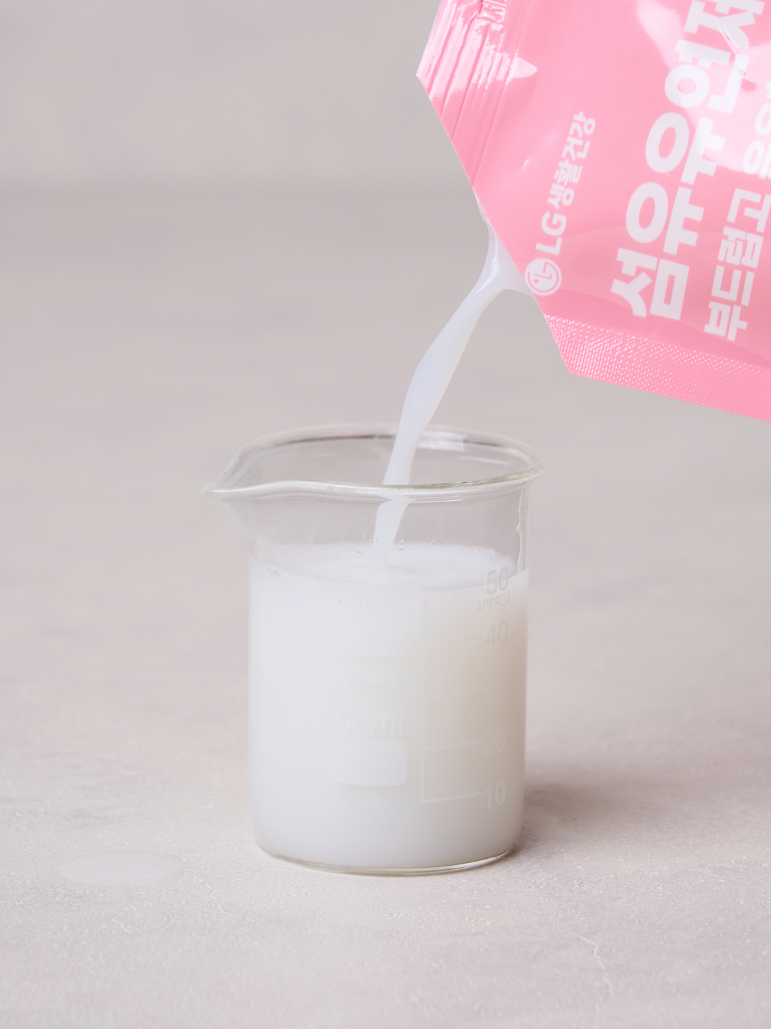 아우라 섬유유연제 리필 타입 200 ml 핑크향