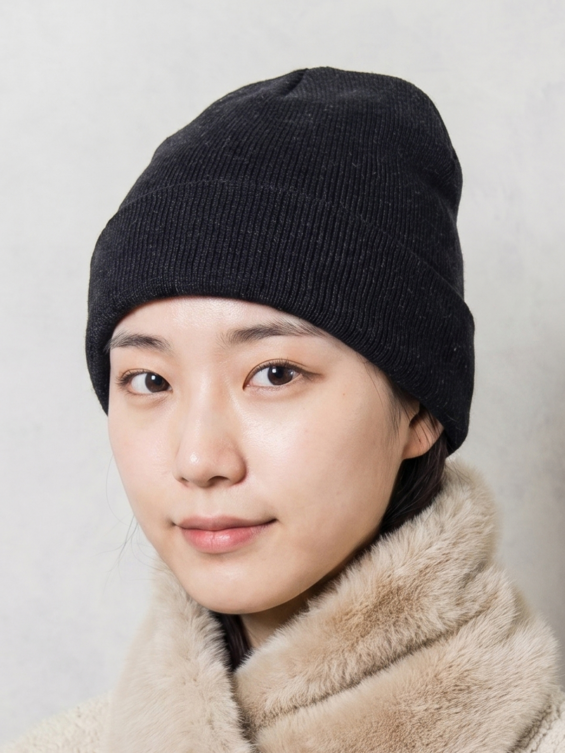 털 안감이 있는 심플 비니 블랙