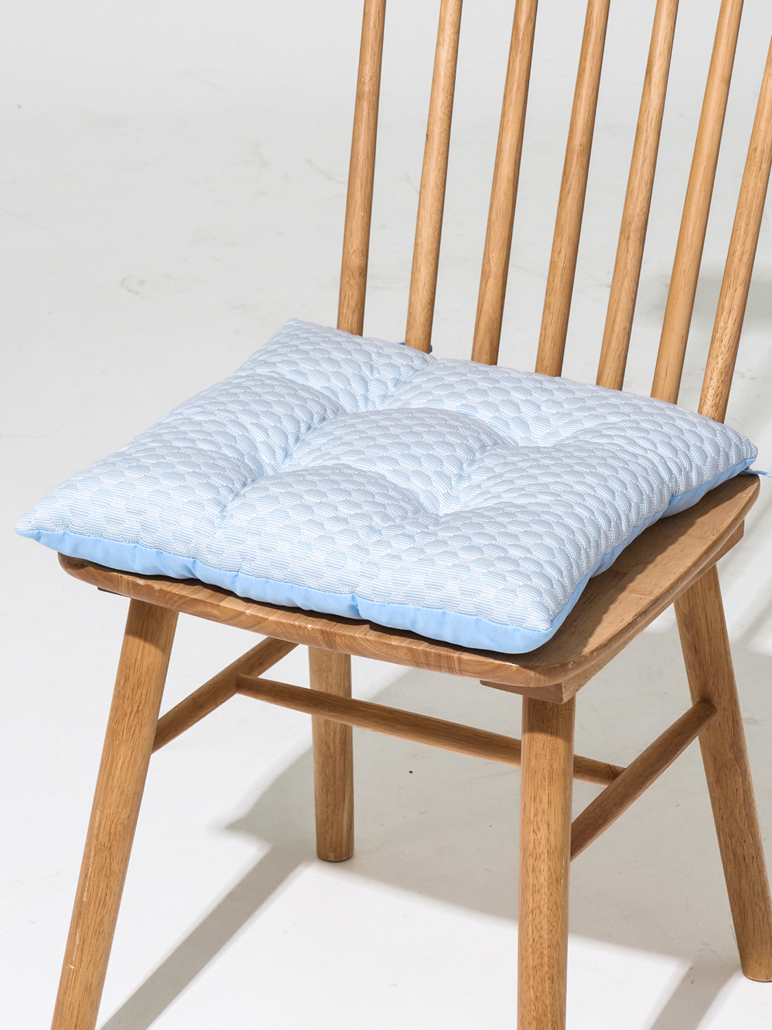 엠보싱 냉감 사각 방석 40 X 40 cm