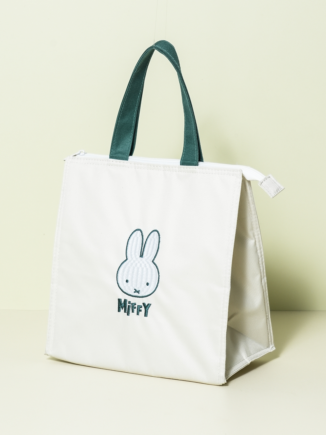 Термосумка с вышивкой Miffy
