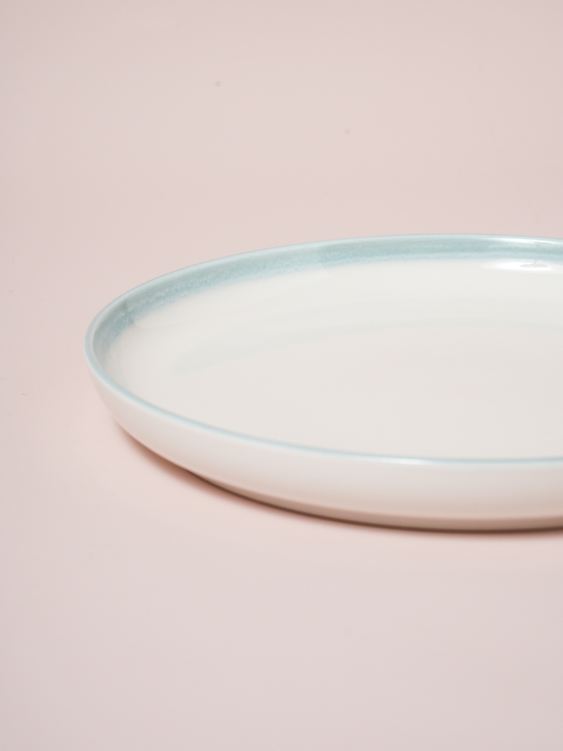 구부 컬러 테두리 라인 접시 23 cm