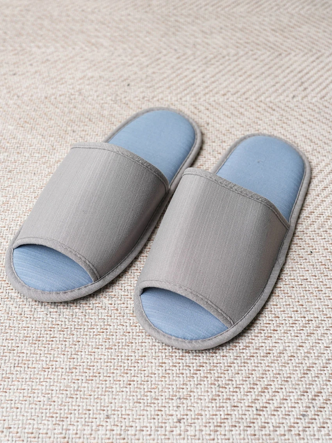 워셔블 바닥 포인트 트임 거실화 250~270 mm