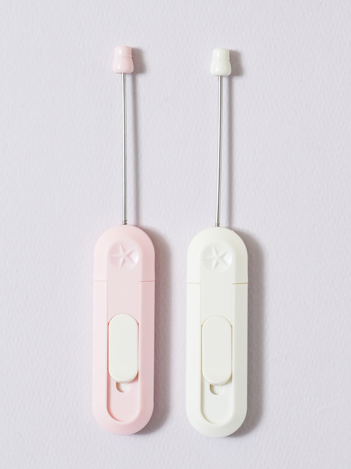 칼 꾸미기 납작 커터칼 12 mm 2개입 화이트＆핑크