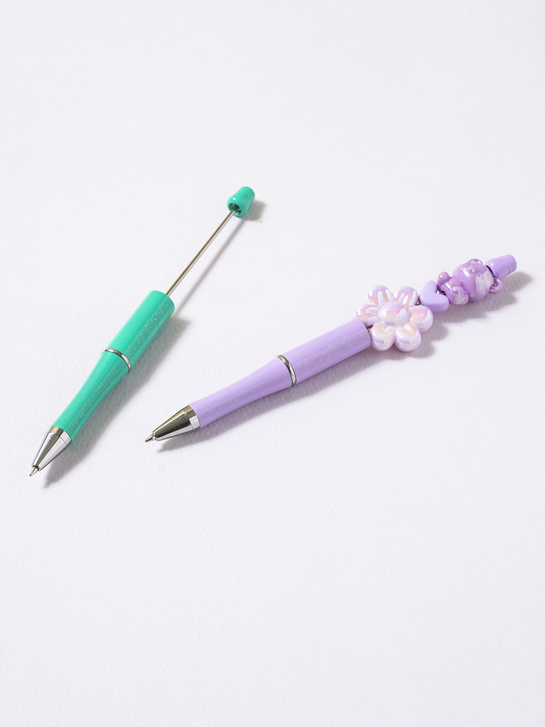 볼펜 꾸미기 글리터 펜대 0.7 mm 검정 2개입 퍼플＆그린