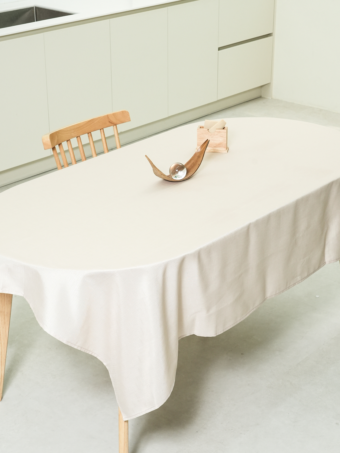 단색 짜임 테이블 커버 180 X 140 cm 베이지