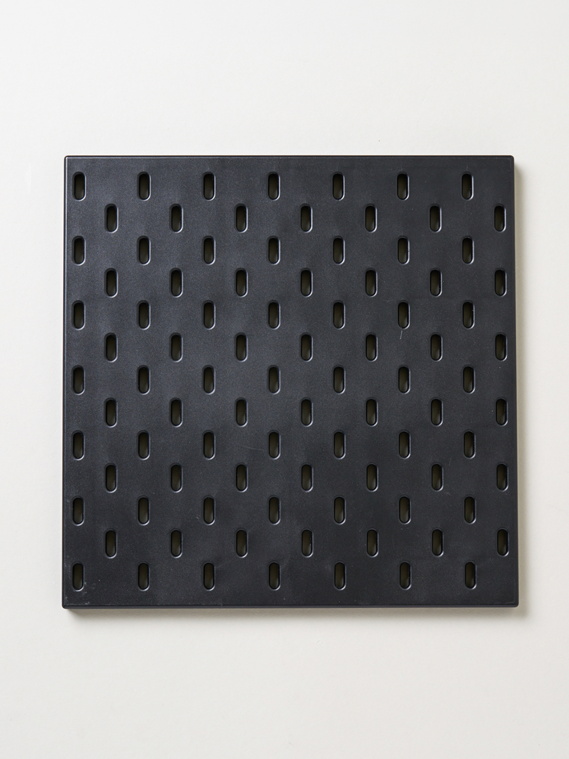 타원홀 타공판 블랙 28 X 28 cm