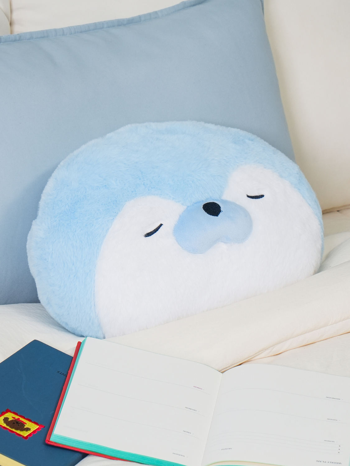 Blue seal-faced doll