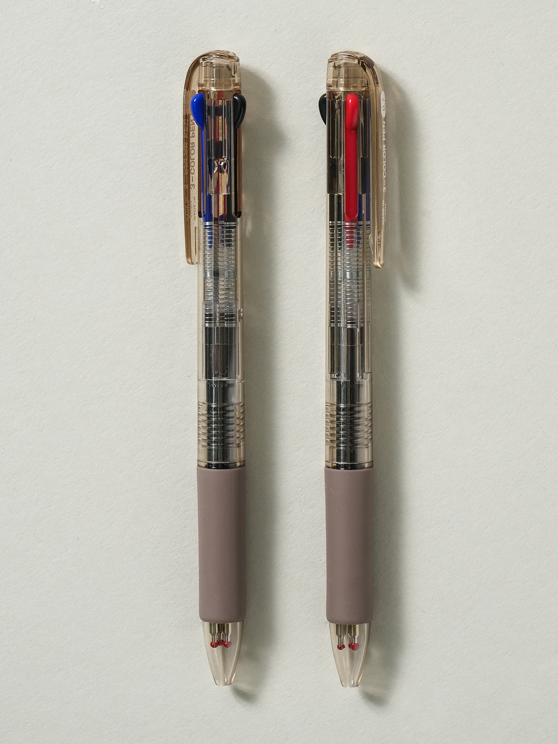 2 3-color low viscosity ballpoint pens, 0.7 mm