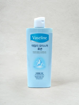 바세린 데일리 모이스처 로션 180ml