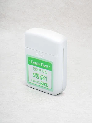 민트 향 치실 보통 굵기 50 m