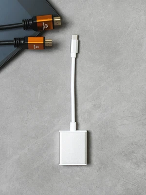 KT C타입 to HDMI 컨버터