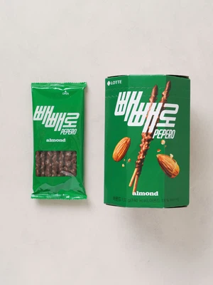 [팔각] 롯데 아몬드 빼빼로 132 g