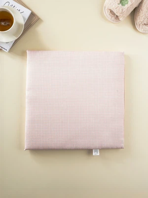 체크 패턴 스펀지 사각 방석 40 X 40 cm 베이지
