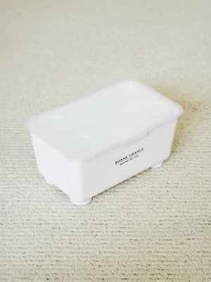 직사각 소품 수납함 16.5 X 10.3 X 7.8 cm 화이트