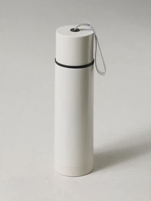손잡이 끈 달린 보온병 470 ml 화이트