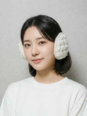 패턴 퍼 접이식 귀마개 아이보리