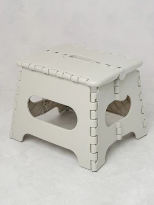 심플 접이식 의자 25 X 22 X 19 cm