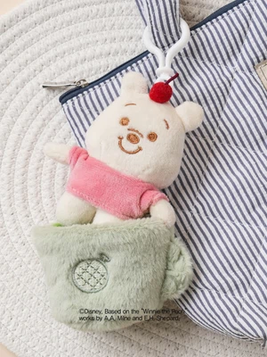 디즈니 머그컵 속 곰돌이 푸 그린
