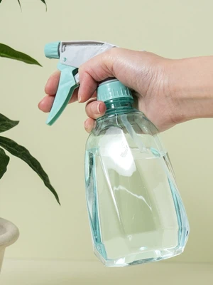다각형 투톤 헤드 분무기 550 ml