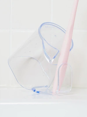 사선 칫솔꽂이 양치컵