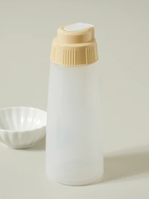 깔끔하게 나오는 소스병 400 ml